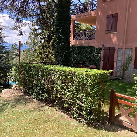 Apartamento Con Jardin - Montana Park Enveitg Bagian luar foto