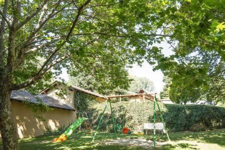 Apartamento Con Jardin - Montana Park Enveitg Bagian luar foto