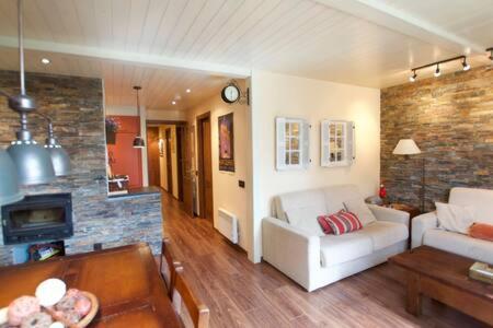 Apartamento Con Jardin - Montana Park Enveitg Bagian luar foto