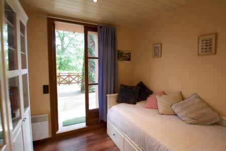 Apartamento Con Jardin - Montana Park Enveitg Bagian luar foto
